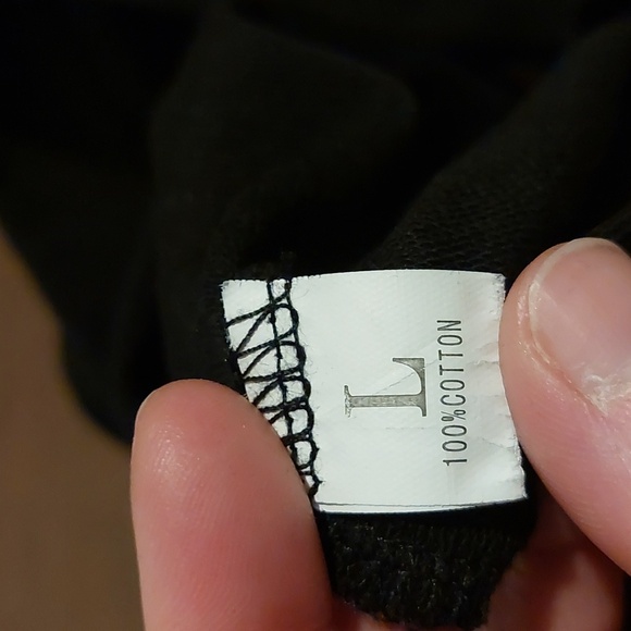 Gothic Black Off the Shoulder Long Sleeve Eyelet Crop Top size small - Picture 3 of 4